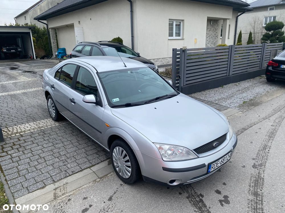 Ford Mondeo 1.8 Sport - 1