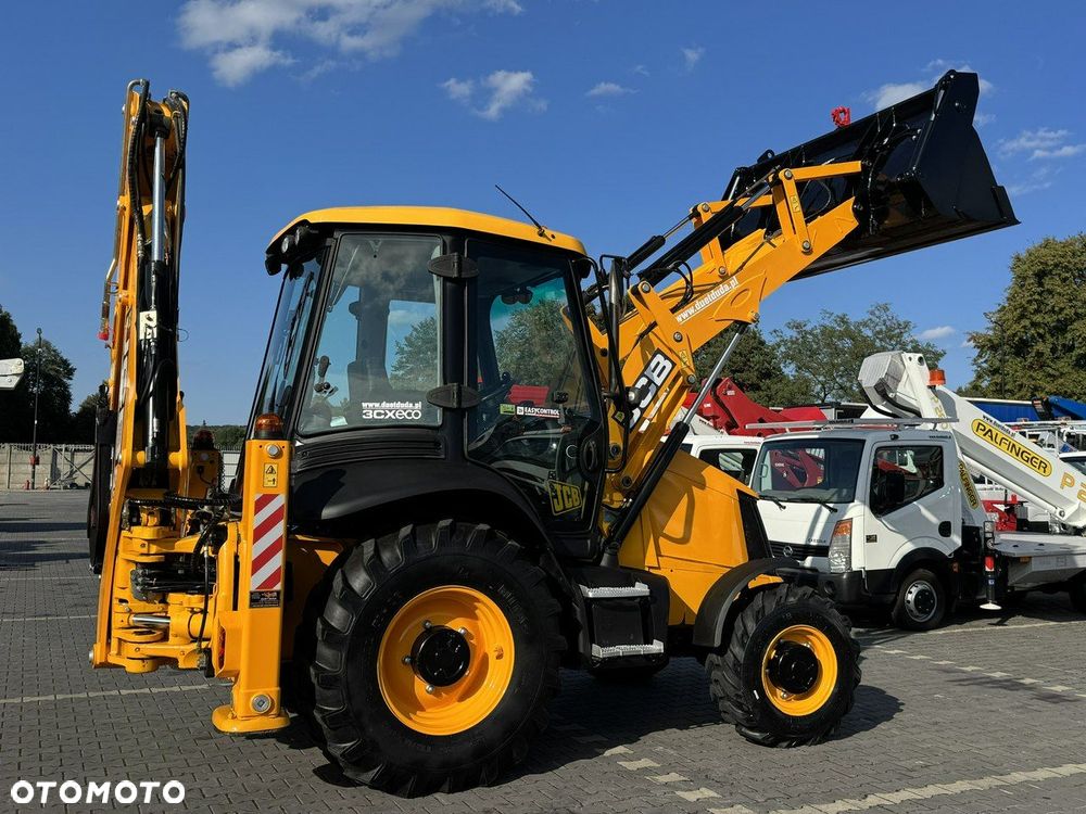 JCB 3CX - 7
