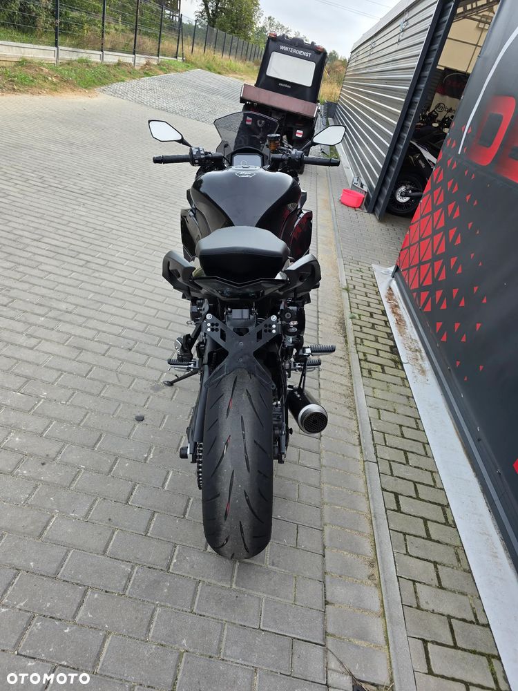 Kawasaki Ninja - 16