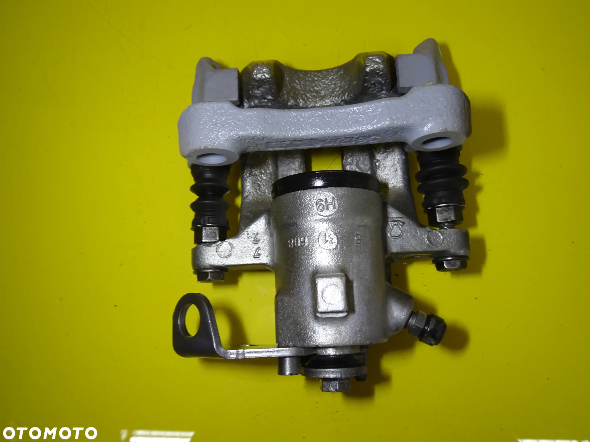 ZACISK ZACISKI HAMULCOWE KOMPLET PRAWY LEWY TYŁ VW GOLF IV Ø 38MM LUCAS NR1 - 8