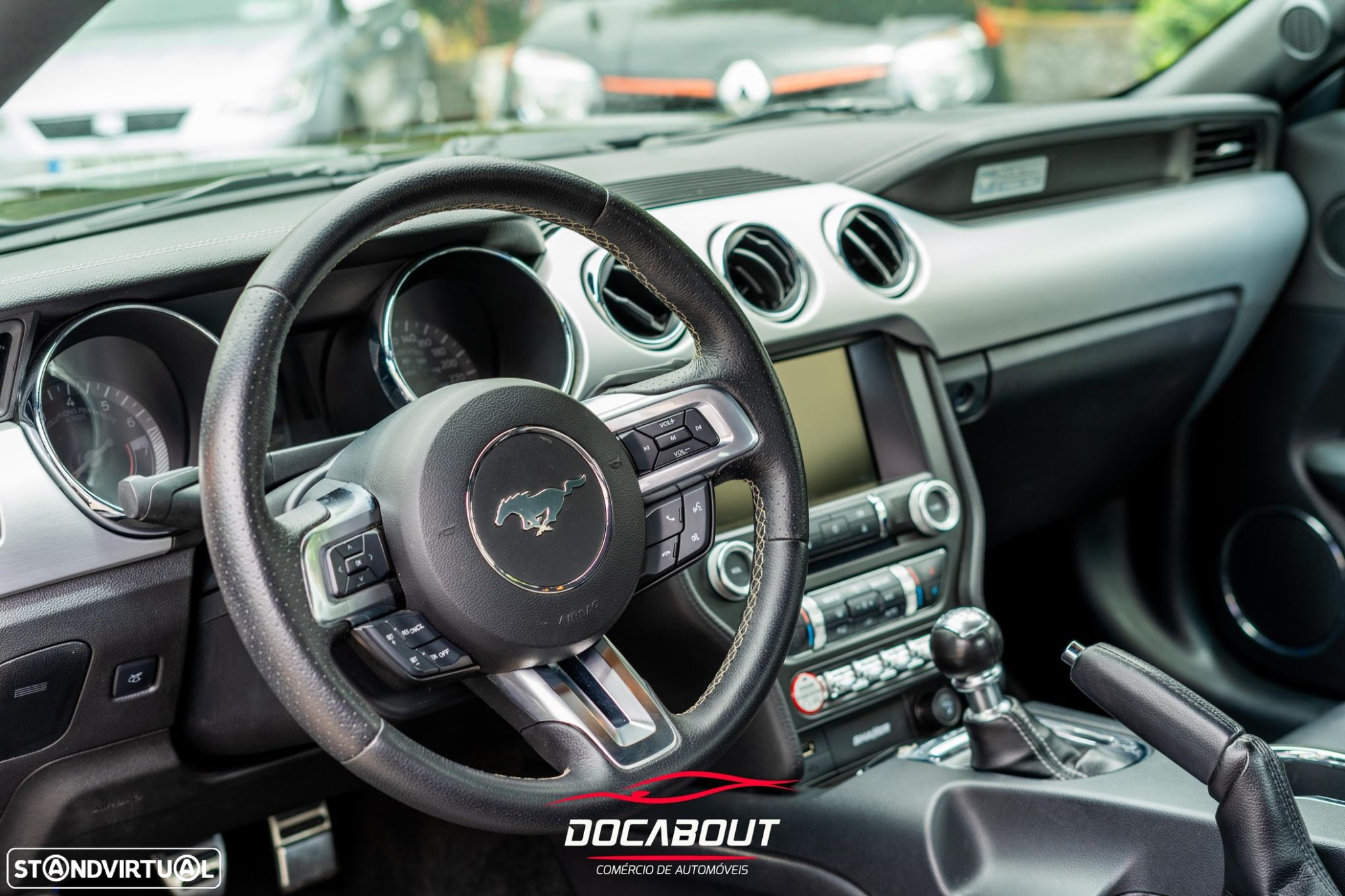 Ford Mustang 2.3i EcoBoost - 10