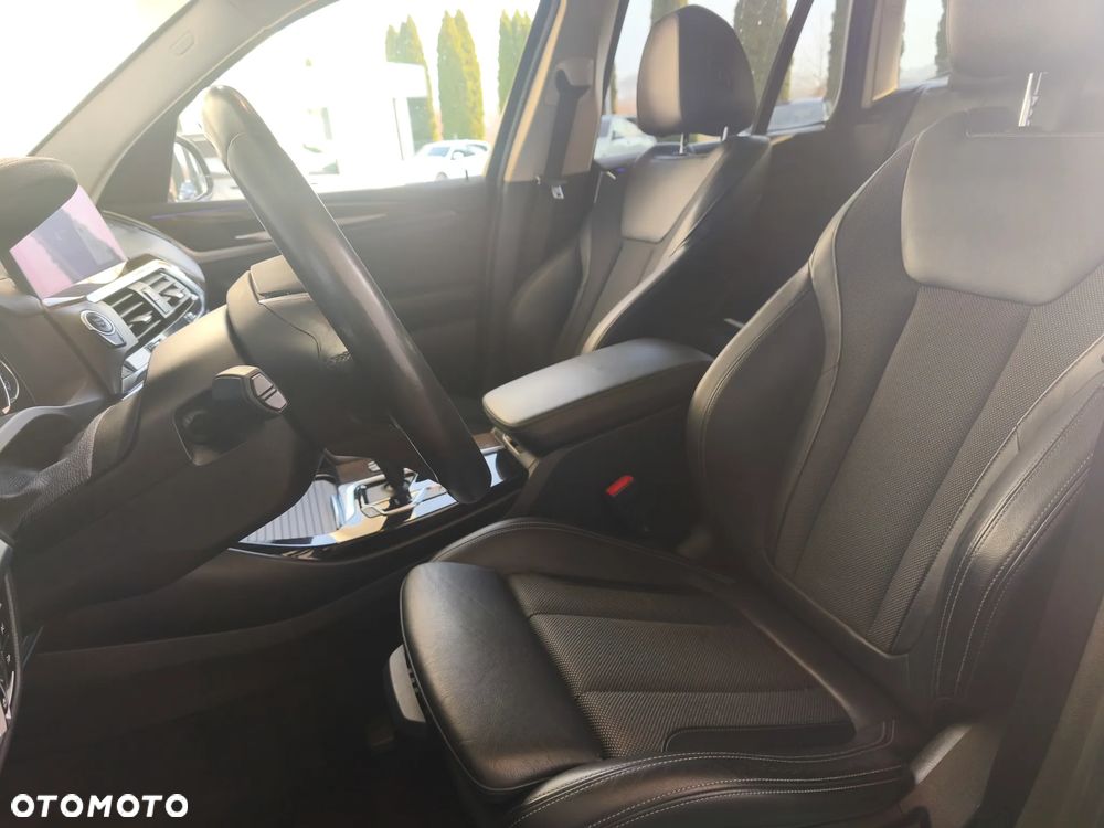 BMW X3 xDrive20i - 10