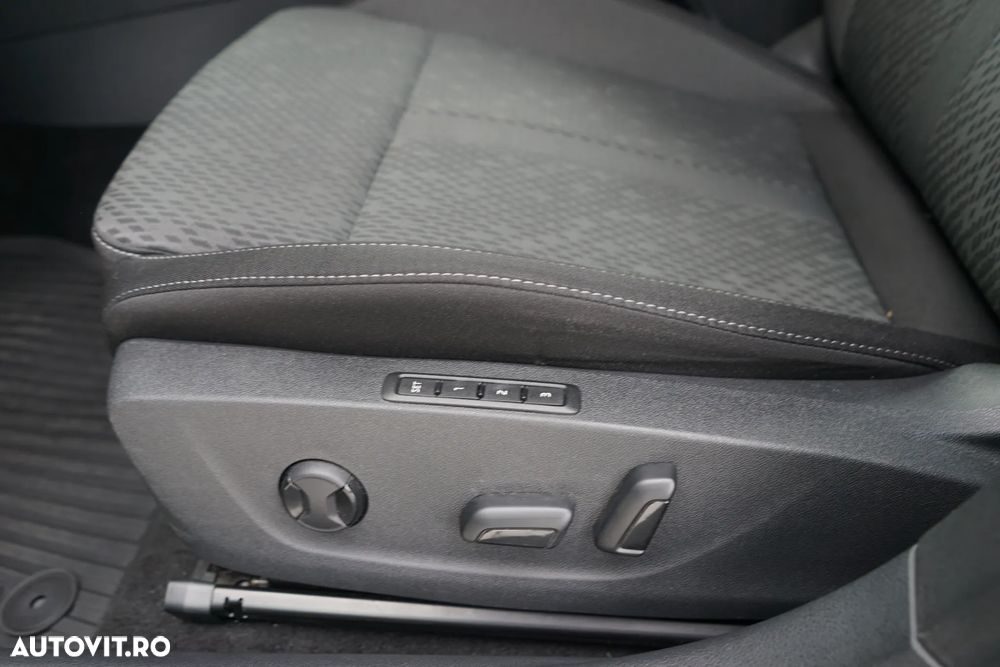 Skoda Octavia 2.0 TDI Style - 12