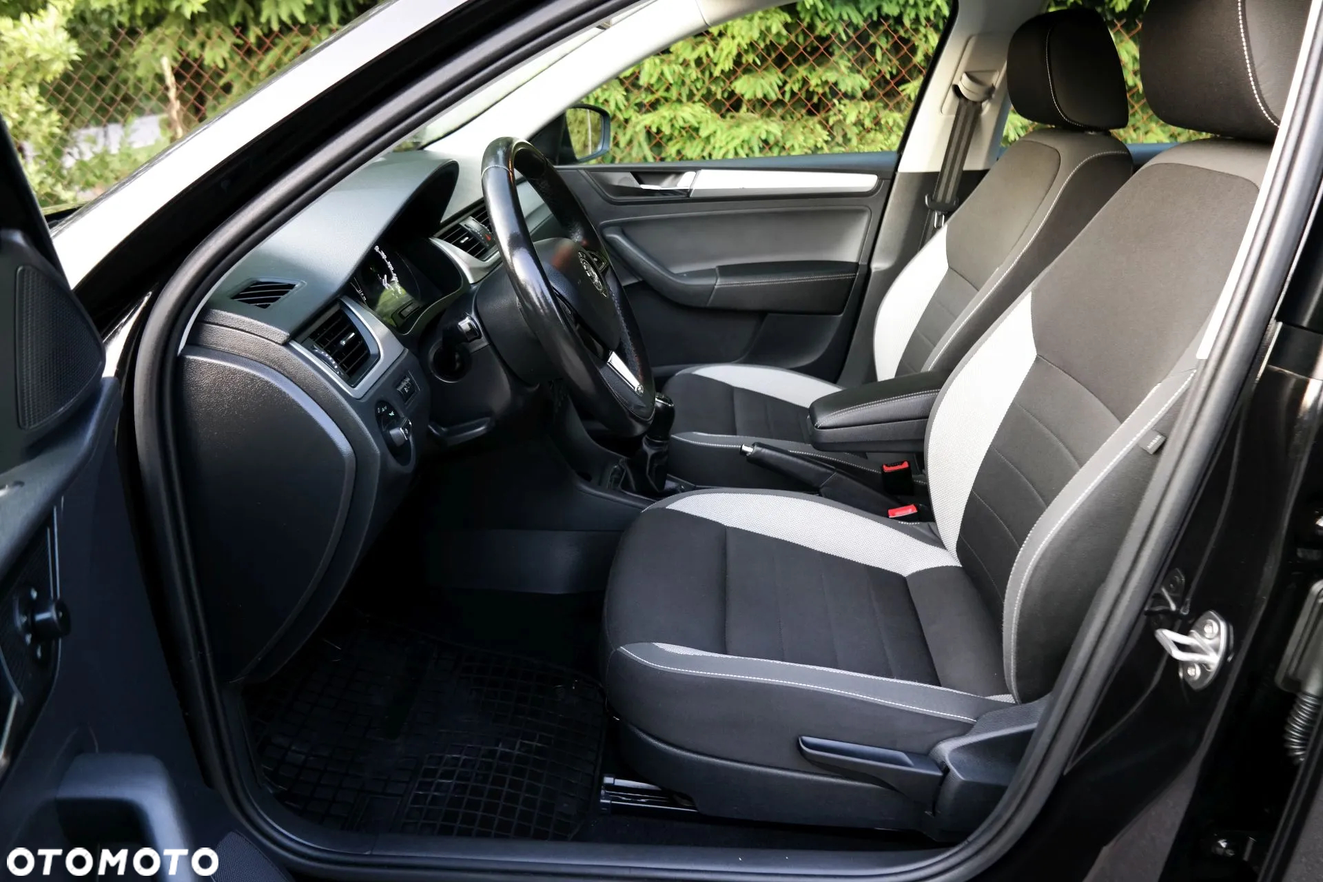 Skoda RAPID 1.0 TSI Ambition - 11