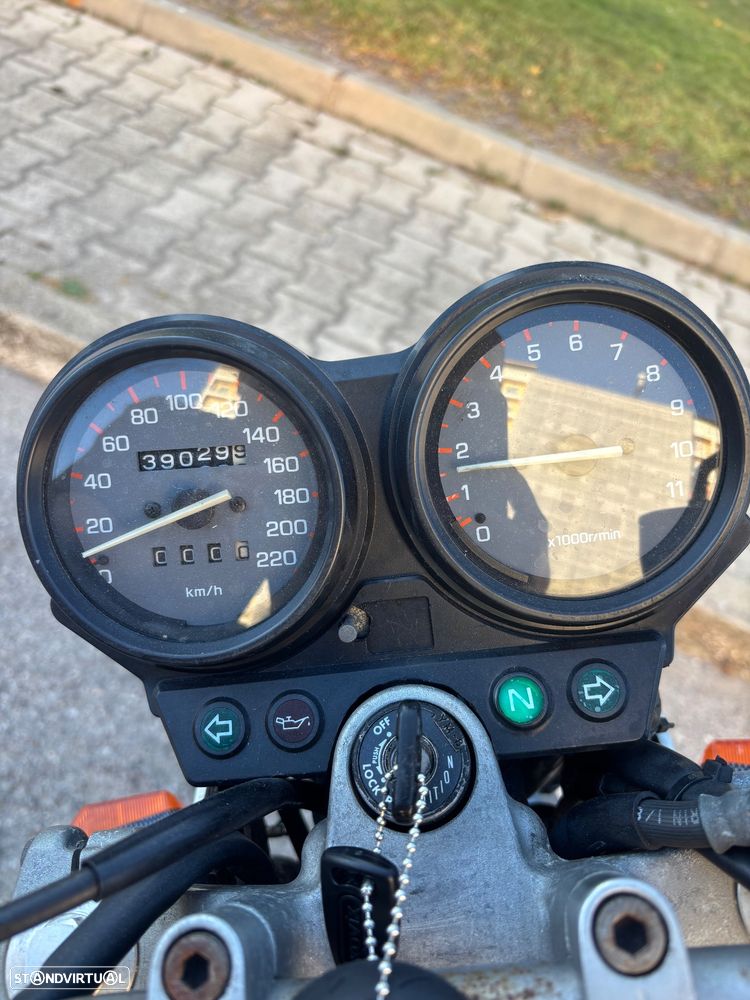 Yamaha XJ - 5