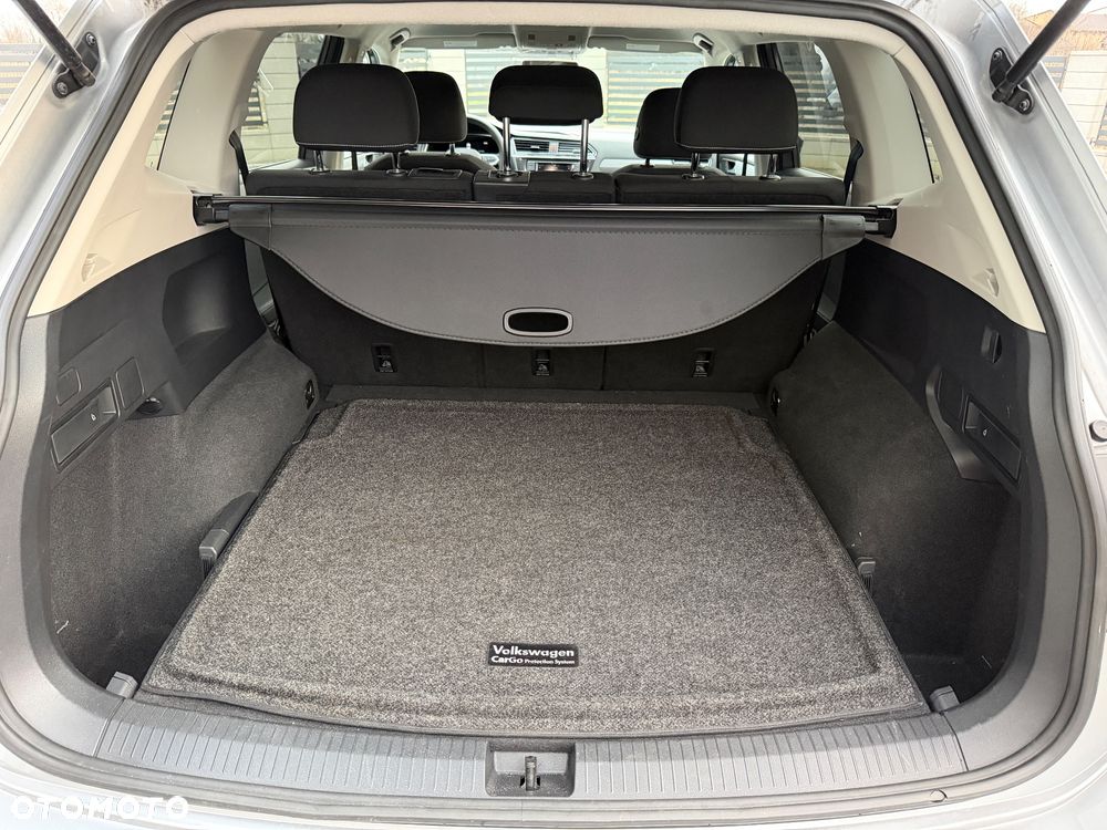 Volkswagen Tiguan - 25