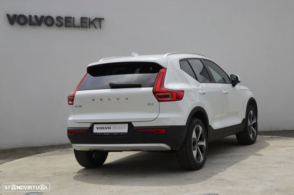 Volvo XC 40 2.0 B3 Core - 2