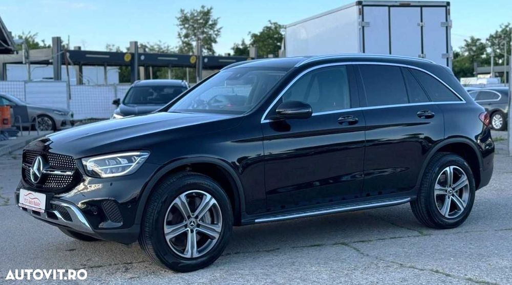 Mercedes-Benz GLC - 4