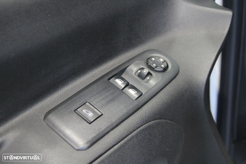 Peugeot Partner 1.5 BlueHDi Premium Longa - 5
