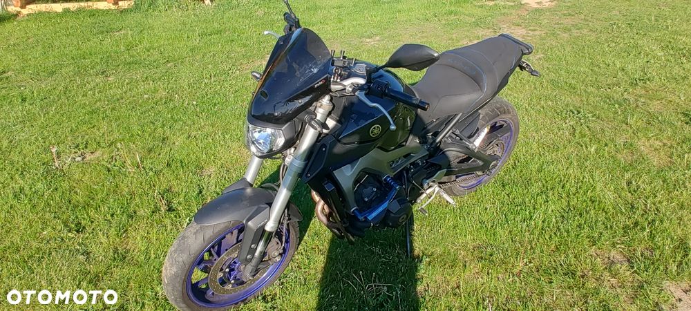Yamaha MT - 5