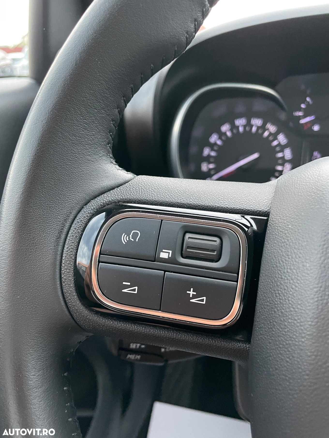 Citroën C3 AIRCROSS PureTech 130 Stop & Start EAT6 OPF SHINE - 37