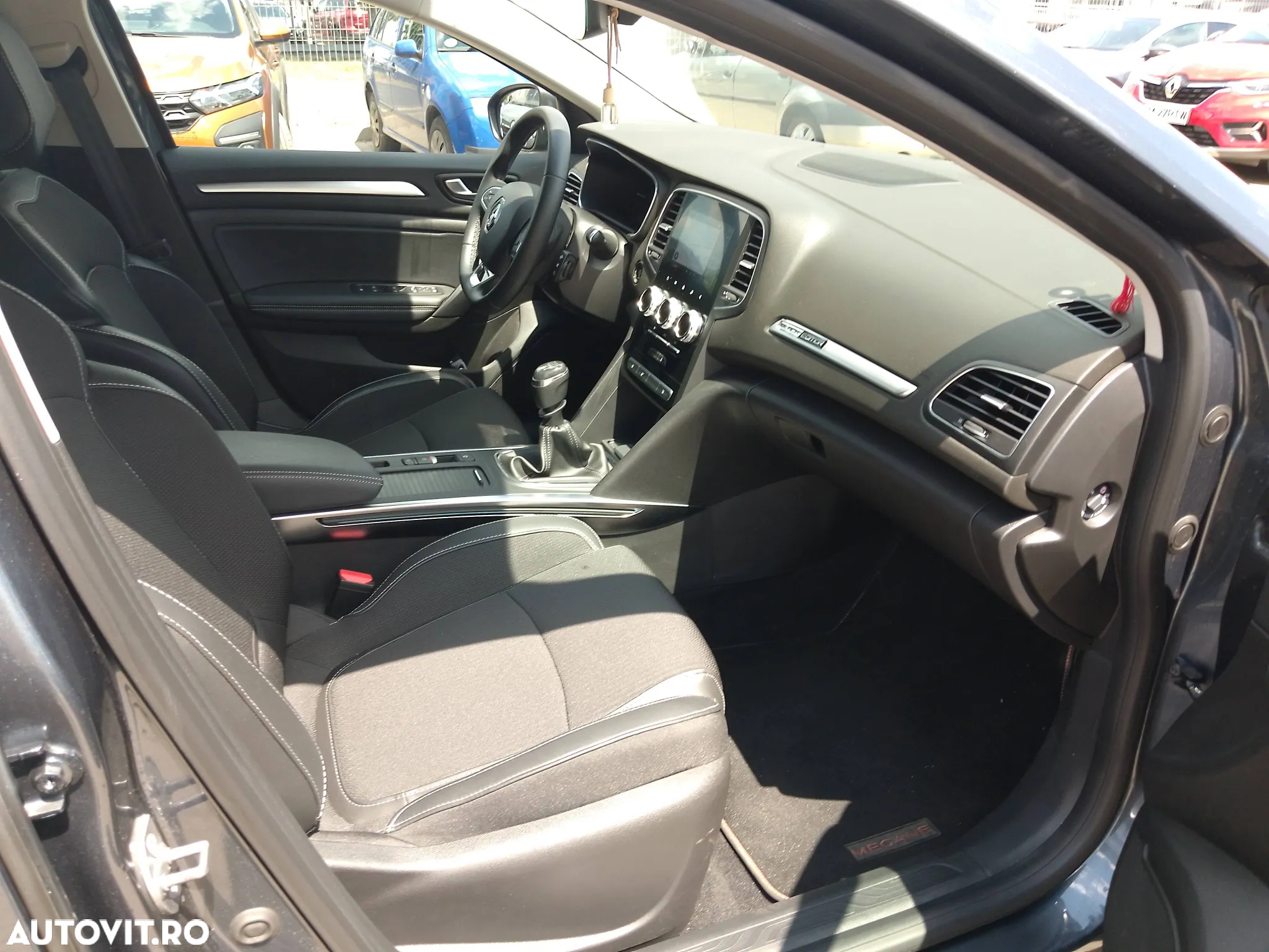 Renault Megane TCe GPF Intens - 12