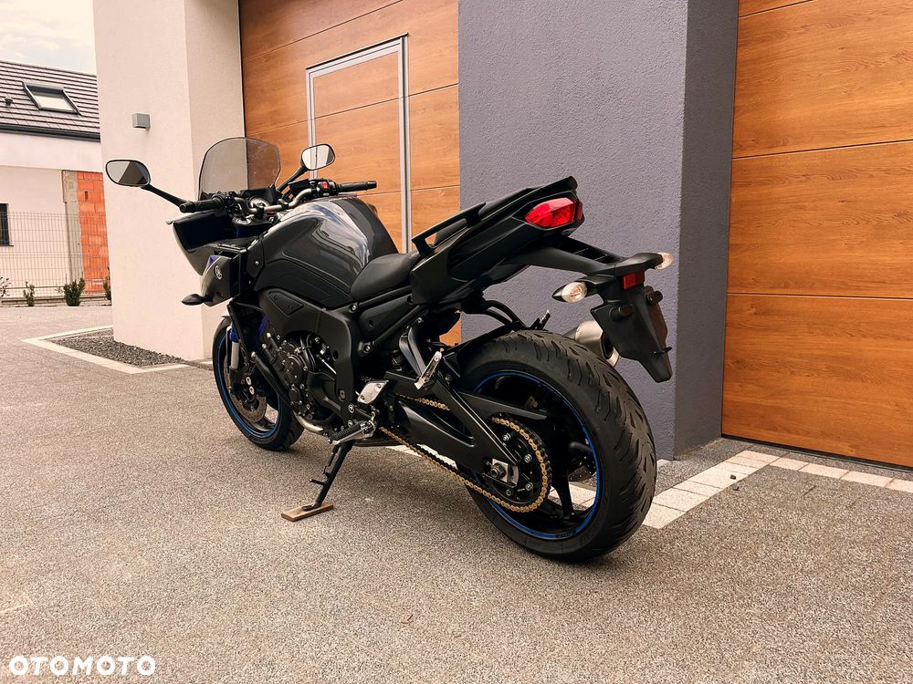 Yamaha FZ8 - 6