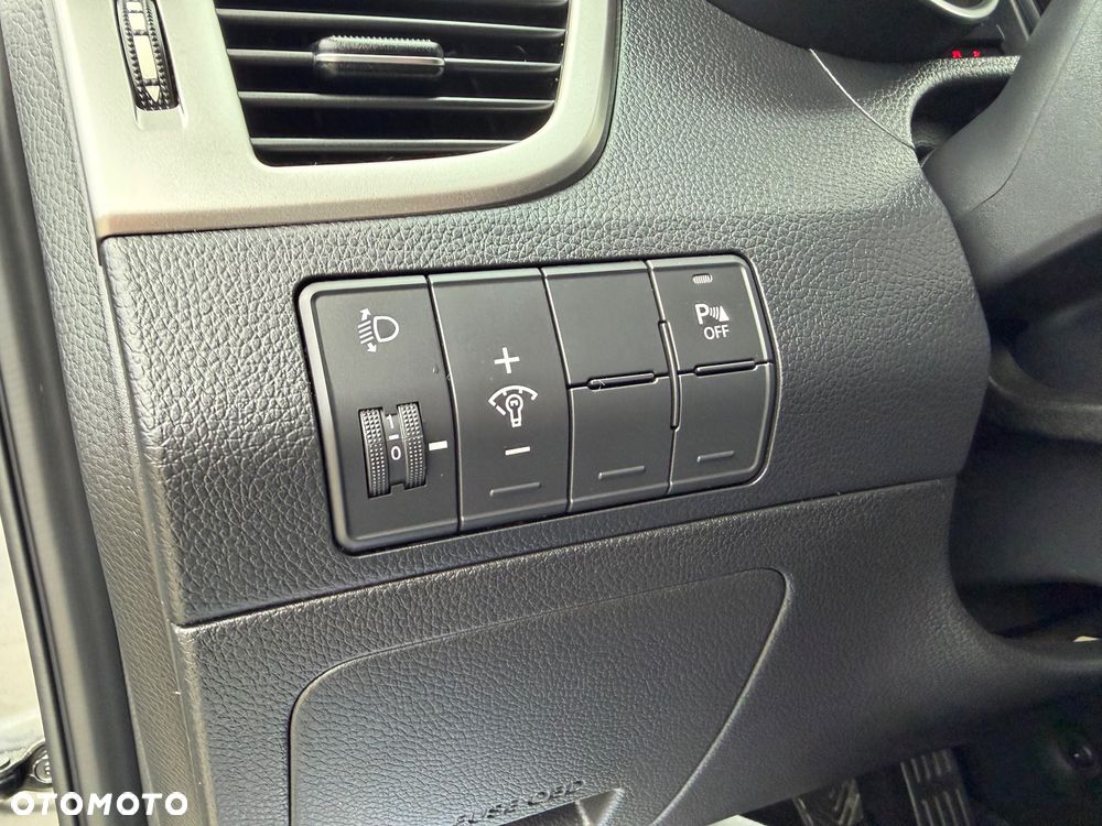 Hyundai i30 1.4 CRDi Premium - 34