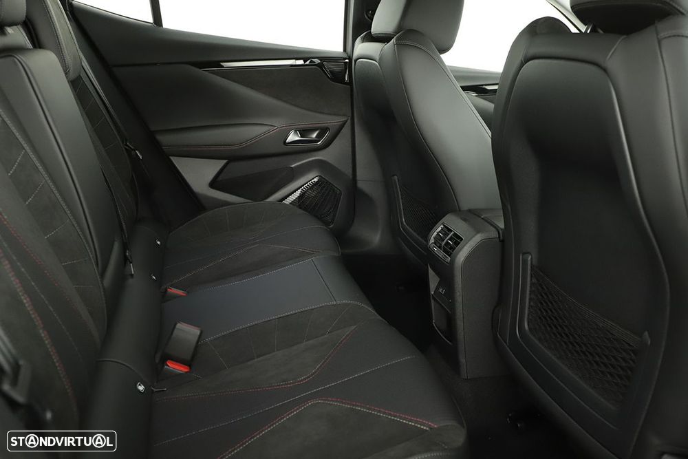 DS DS4 1.2 PureTech Performance Line EAT8 - 19