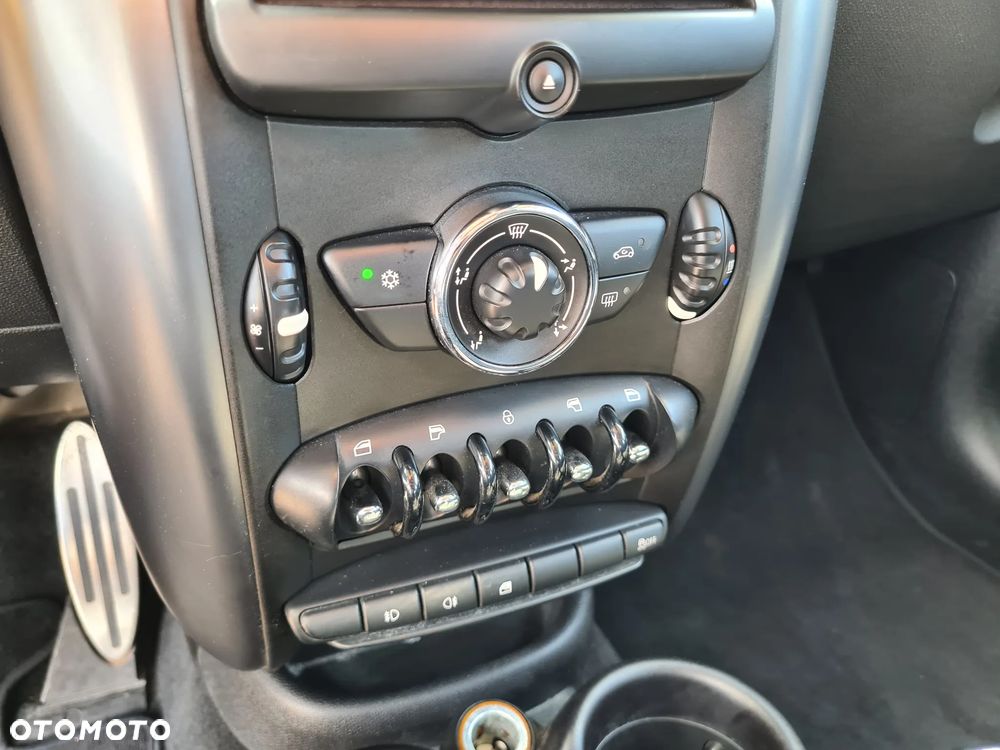 MINI Countryman - 24