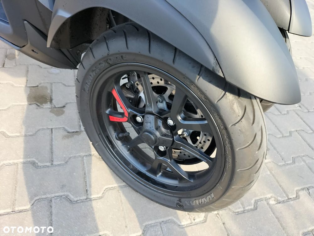 Yamaha MT - 11