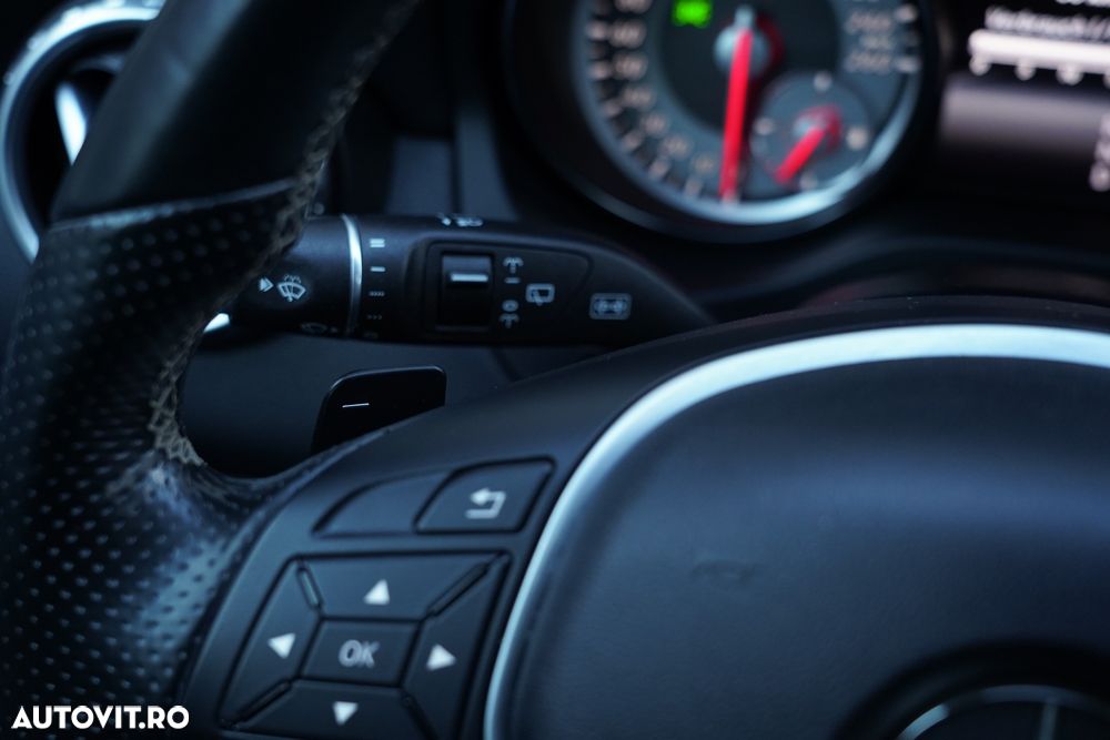 Mercedes-Benz GLA 200 (CDI) d 4Matic 7G-DCT AMG Line - 12