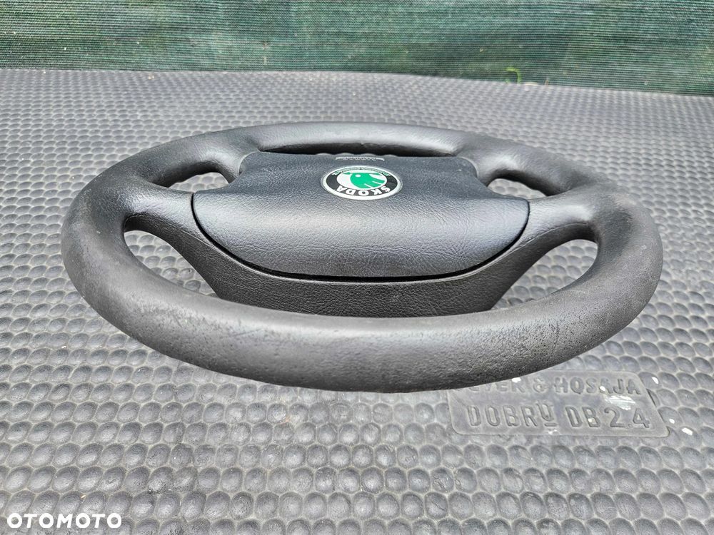 Kierownica 4 Ramienna 1J0419091AA 1U0880201A Czarna Air Bag Poduszka Skoda Octavia I 1 2001r VW Seat AUDI - 6