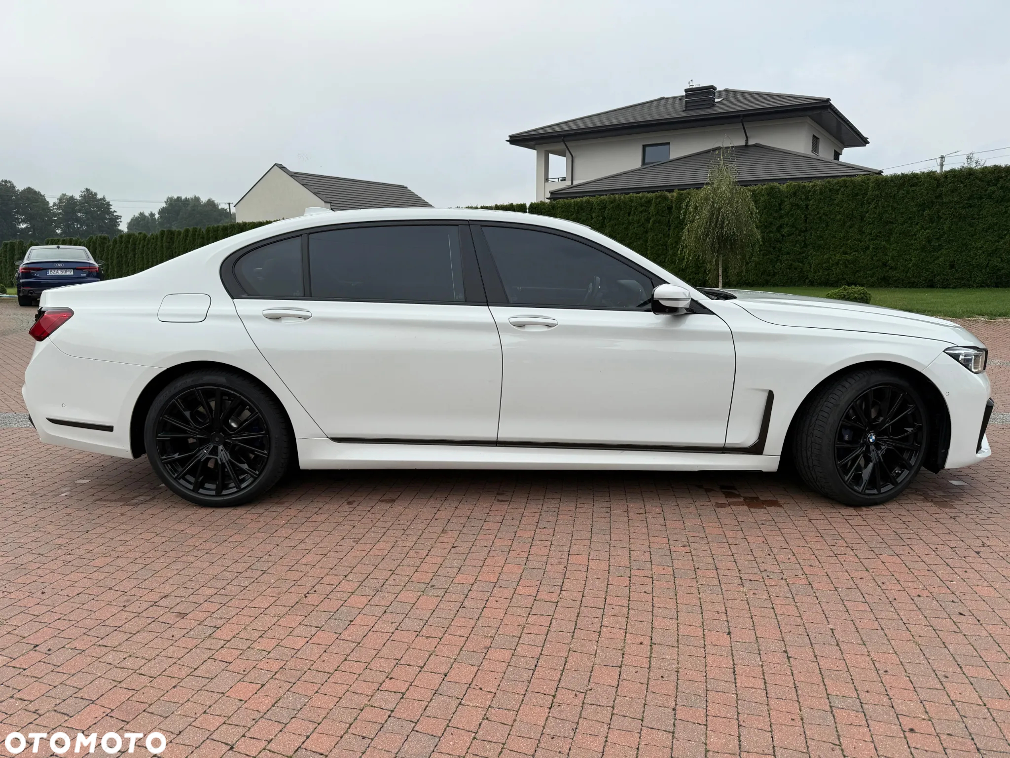 BMW Seria 7 750Li xDrive sport - 7