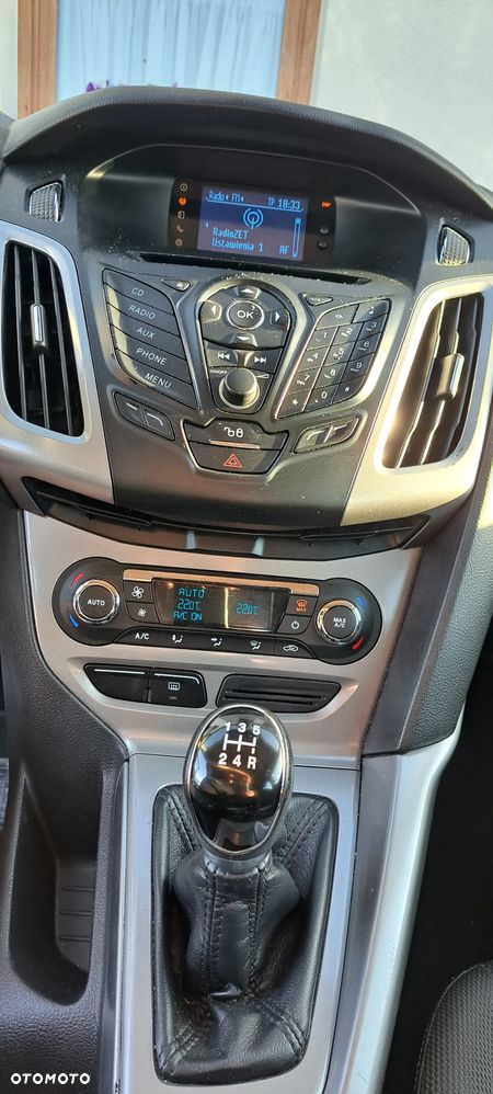 Ford Focus 1.6 Gold X (Trend) - 10