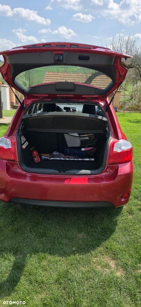 Toyota Auris 1.6 Premium - 6