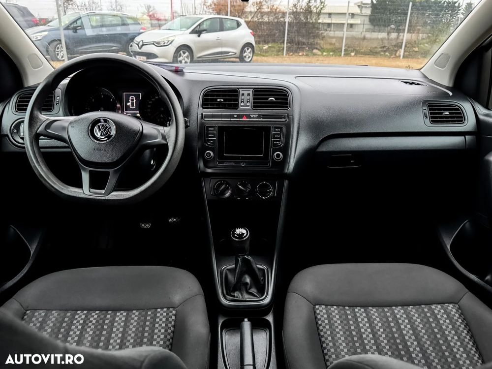 Volkswagen Polo - 13