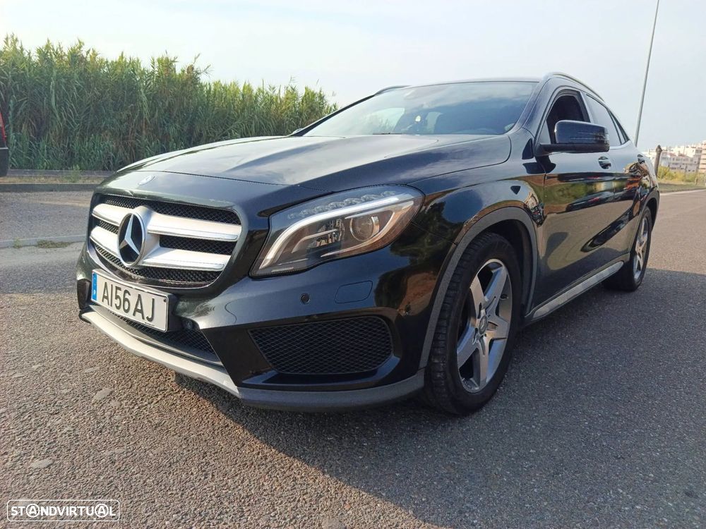 Mercedes-Benz GLA 200 d AMG Line - 2