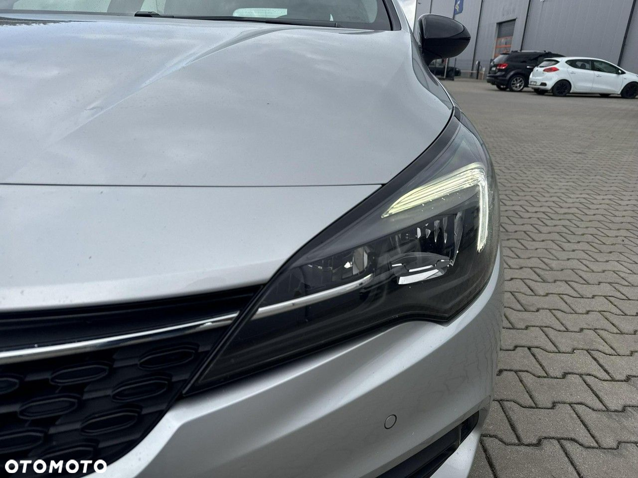 Opel Astra V 1.4 T Edition S&S - 9
