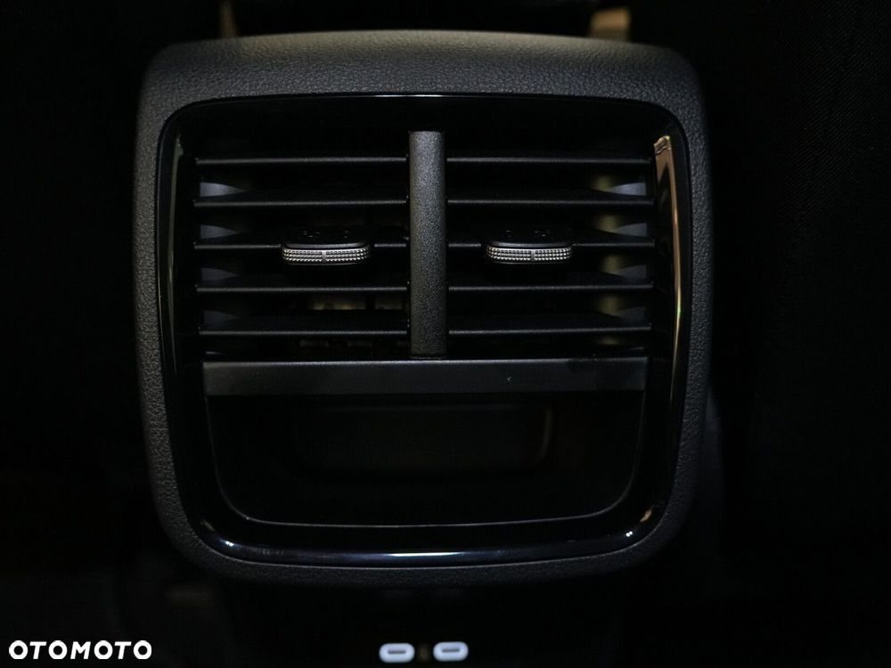 Skoda Octavia 1.5 TSI mHEV Drive Selection DSG - 34