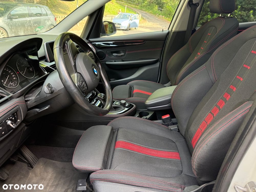 BMW Seria 2 220d Sport Line - 7
