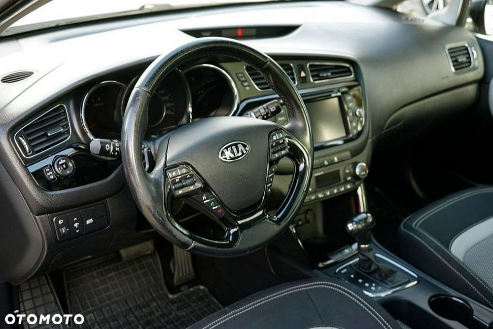 Kia Ceed - 18
