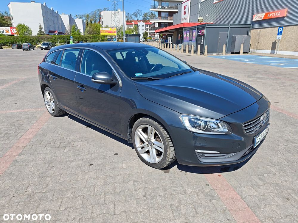 Volvo V60 D4 Drive-E Momentum - 9
