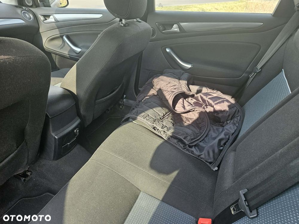 Ford Mondeo 2.0 TDCi Viva Trend - 10