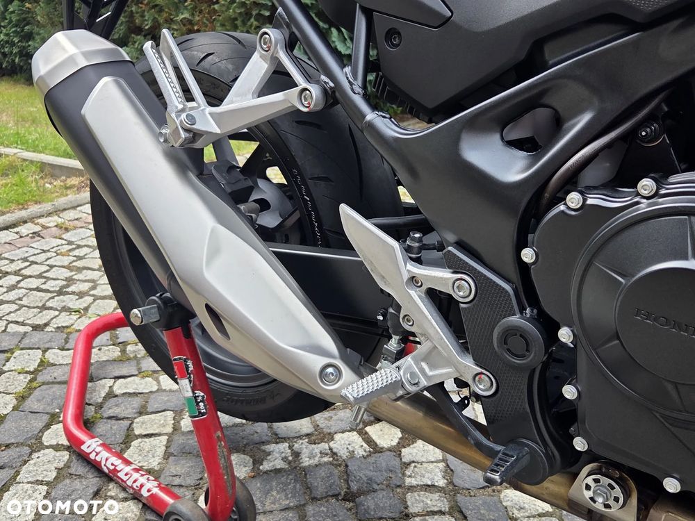 Honda CB - 30