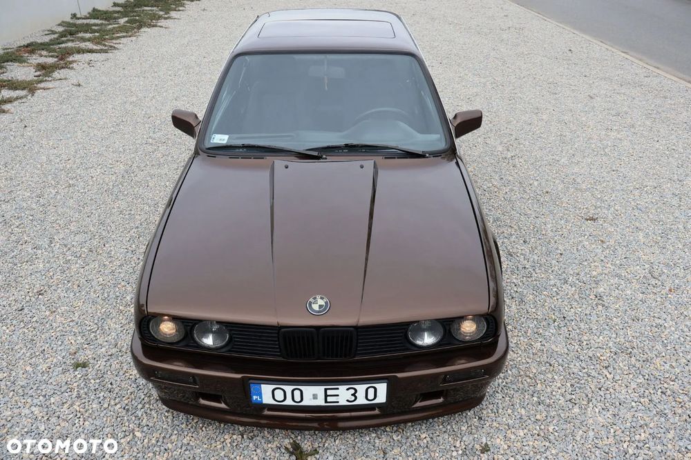 BMW Seria 3 325i - 5