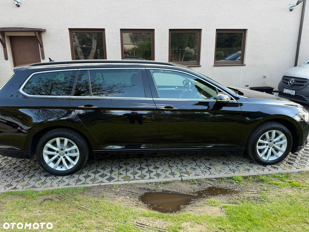 Volkswagen Passat 1.6 TDI (BlueMotion Technology) Comfortline - 11