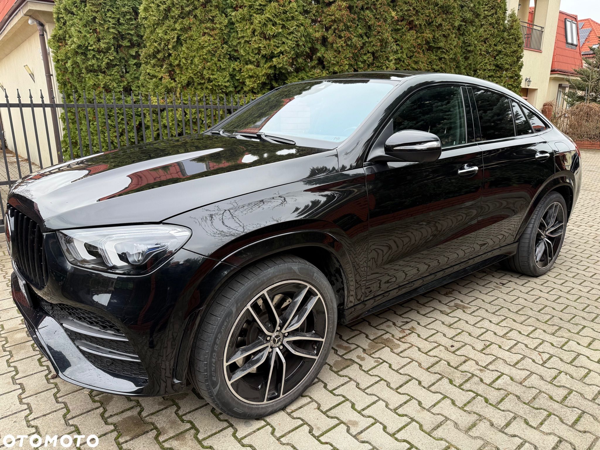 Mercedes-Benz GLE - 1