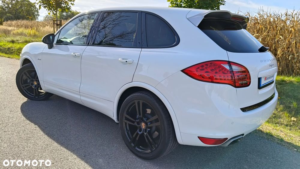Porsche Cayenne Diesel Platinum Edition - 6