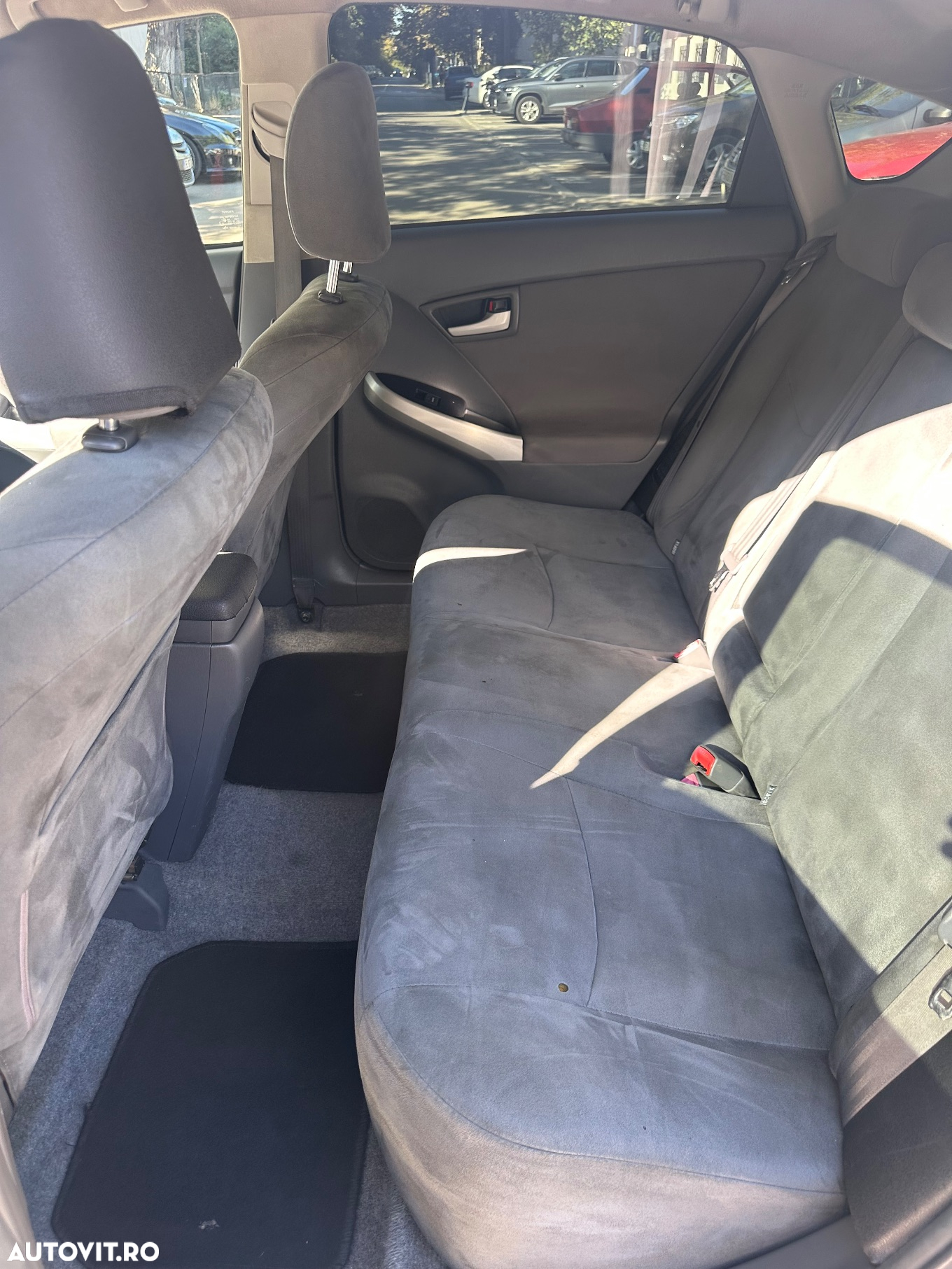 Toyota Prius - 12