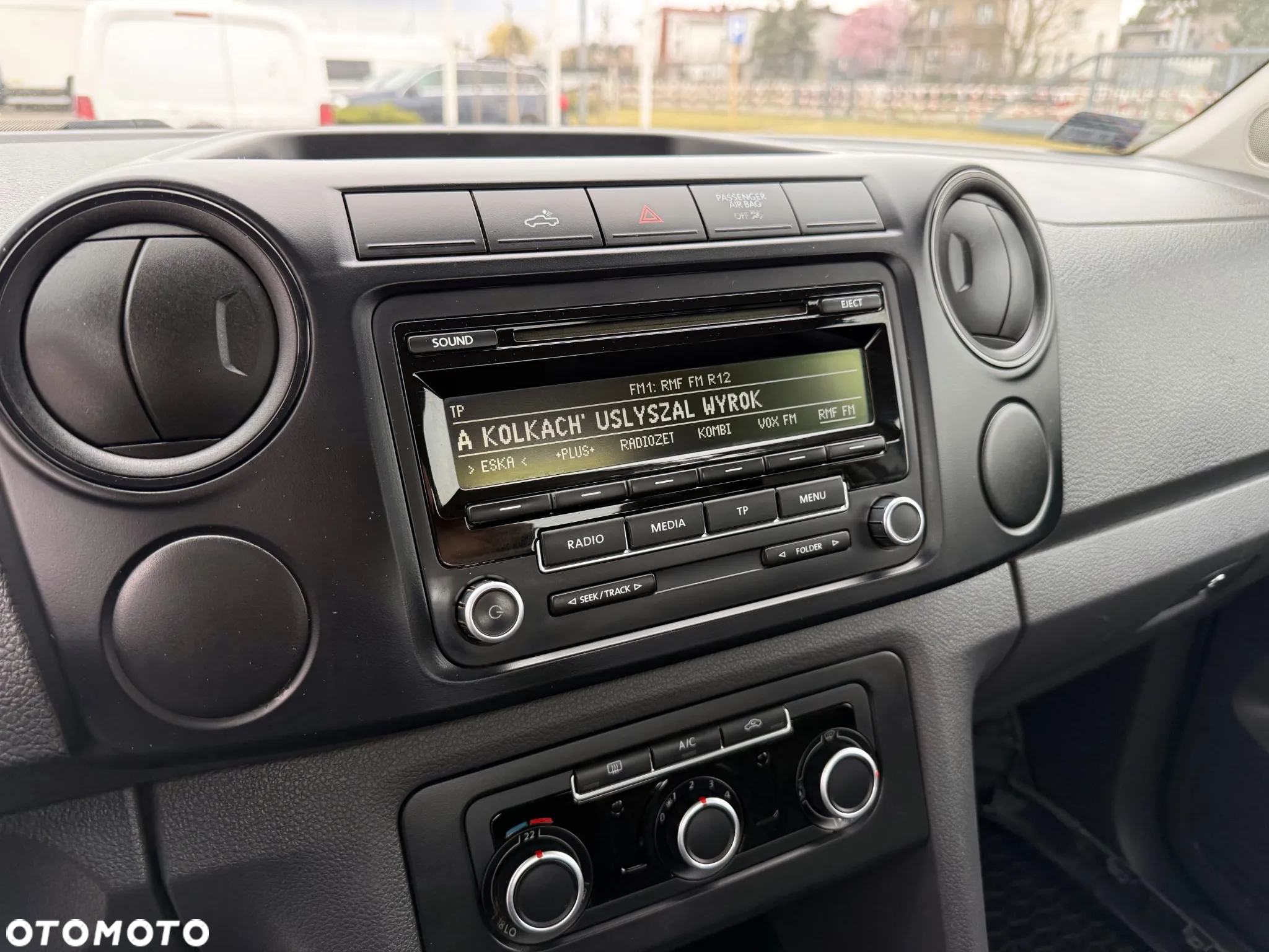 Volkswagen Amarok SC 2.0 TDI 4Mot Basic - 10