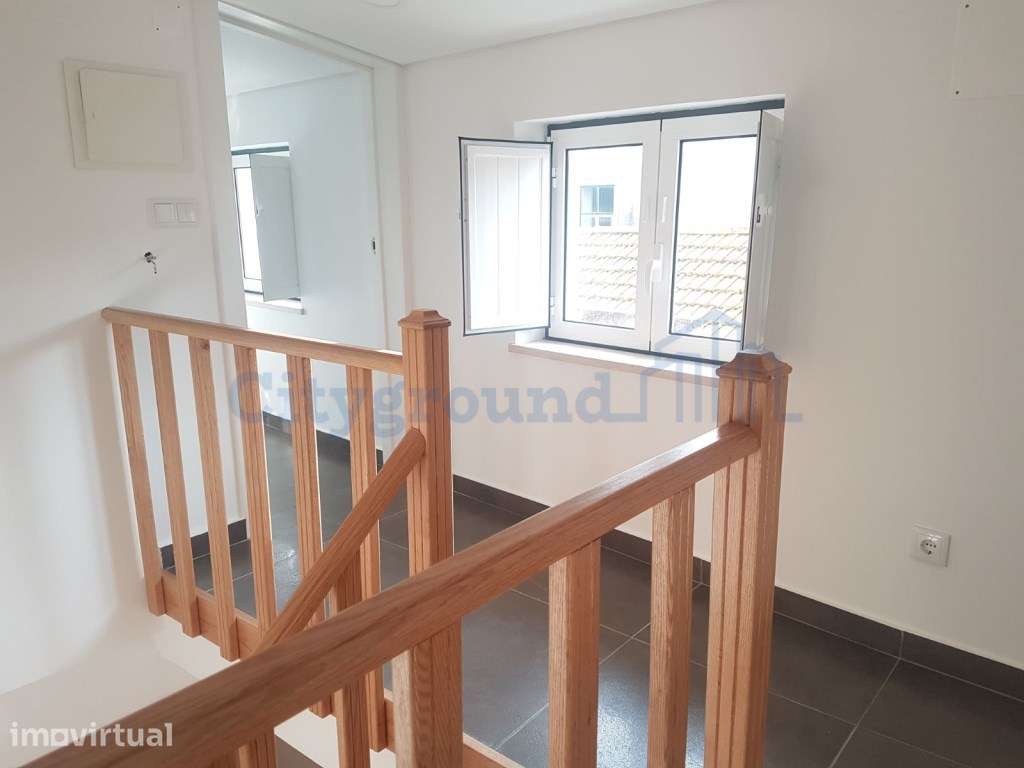 Apartamento T3 Duplex com vista rio - Grande imagem: 2/15
