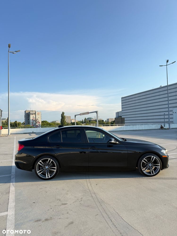 BMW Seria 3 328i - 6