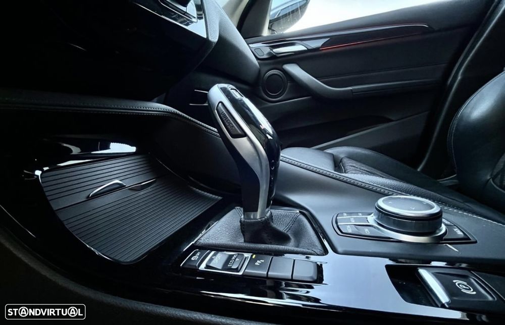 BMW X1 16 d sDrive Auto xLine - 9