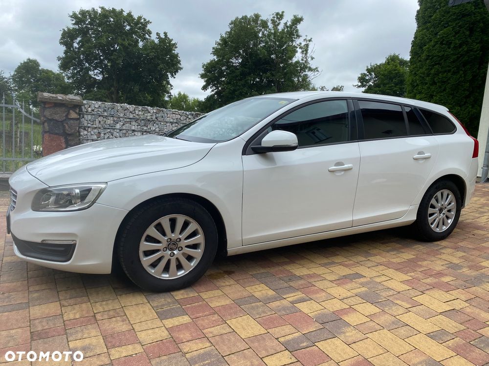 Volvo V60 D4 AWD Kinetic - 2