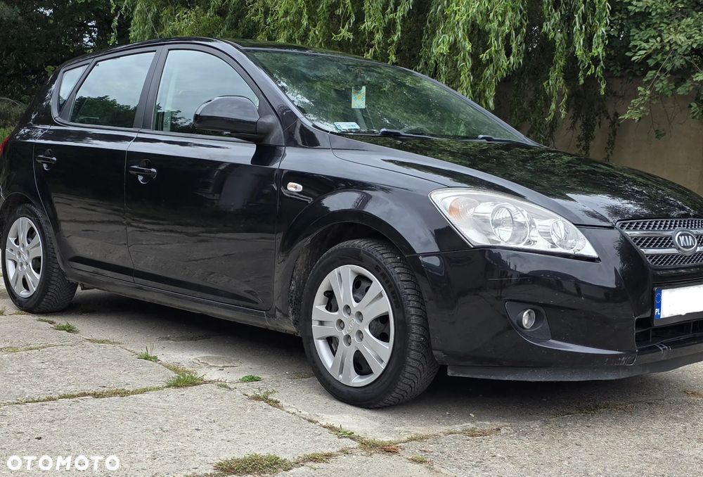 Kia Ceed 1.4 Comfort - 1