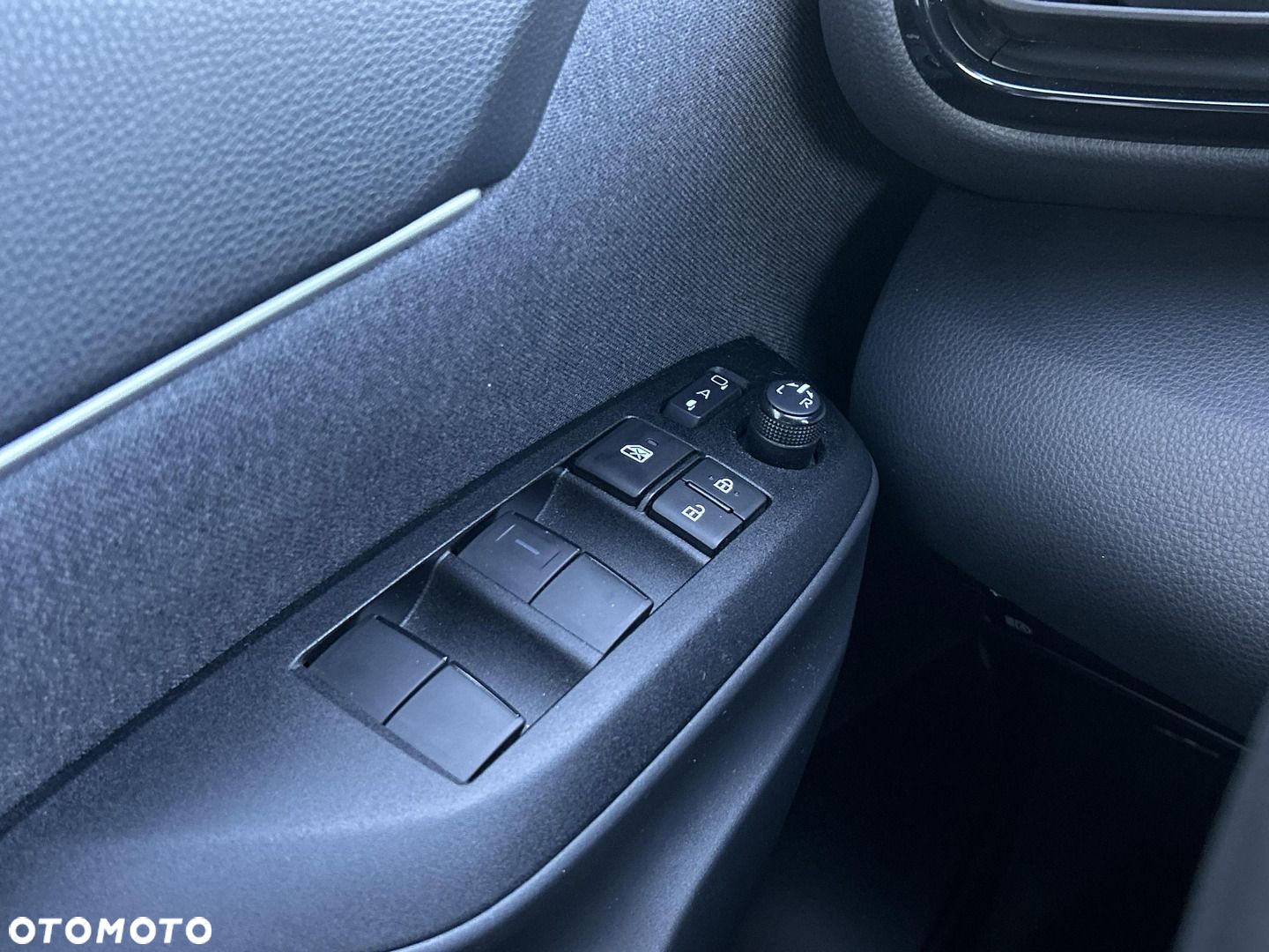 Toyota Yaris Cross - 20