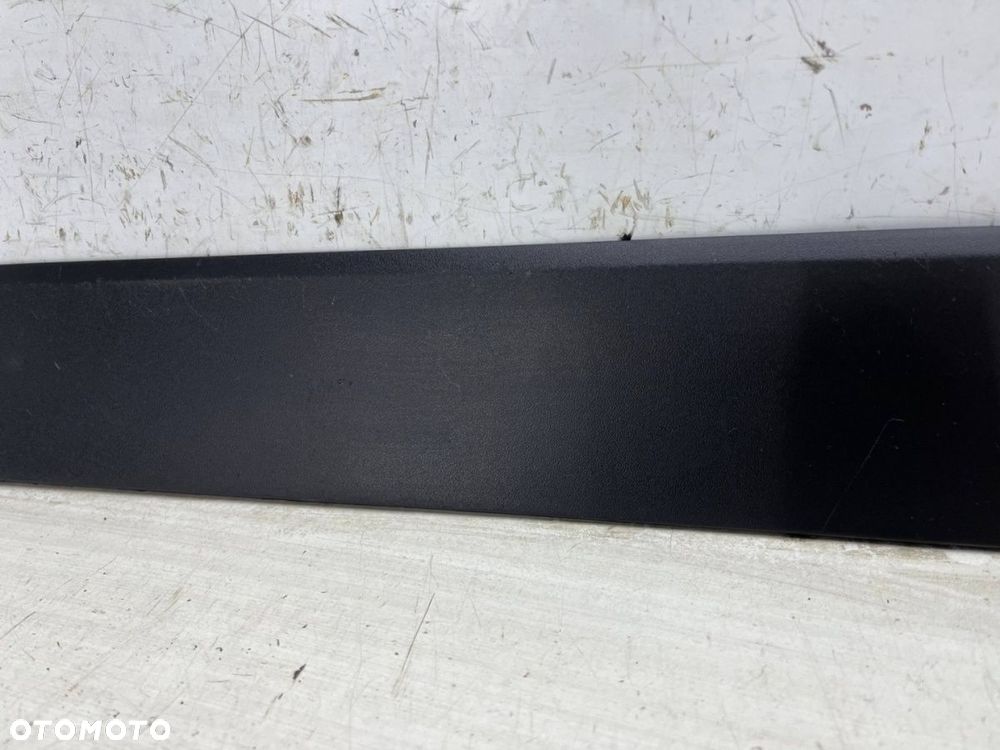 Listwa Seat Arona 17r.- lewa przednia DOLNA nakładka drzwi boczna lewy przód 6f9853959 - 7