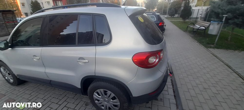Volkswagen Tiguan 2.0 TDI DPF 4Motion Track & Field - 3