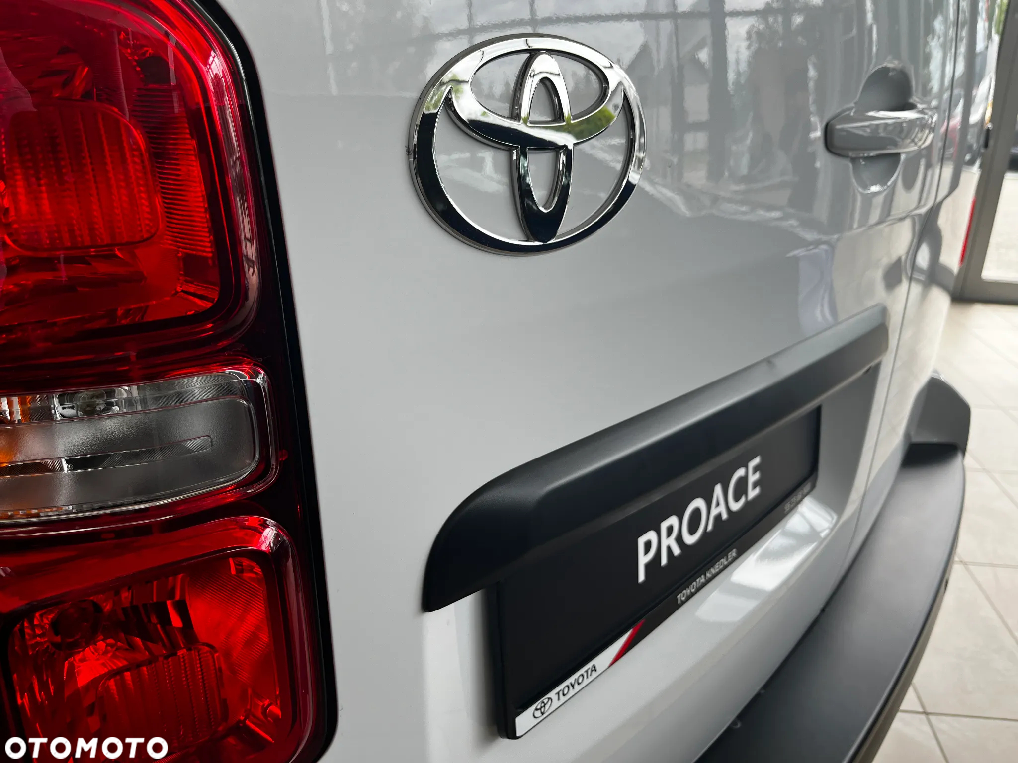 Toyota Proace - 10
